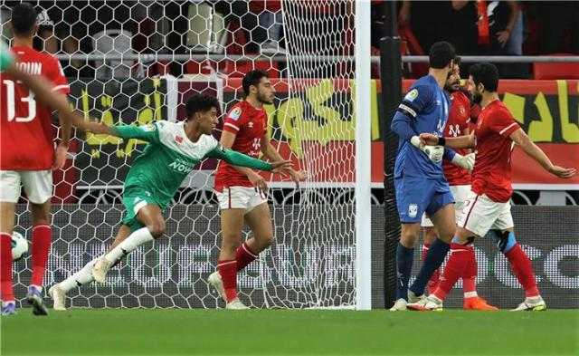 حميد أحداد يقود تشكيل الرجاء المغربي أمام الأهلي