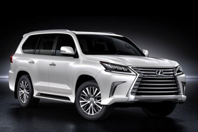 سيارة لكزس LX570 موديل 2022