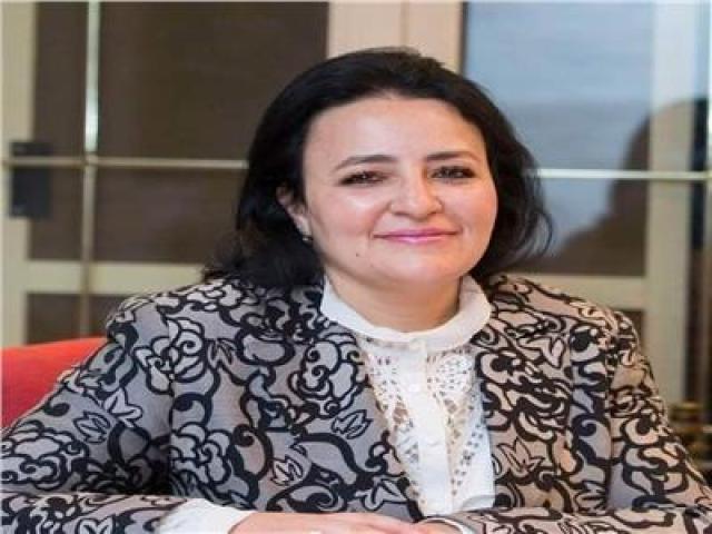 الدكتورة زينب نوار 