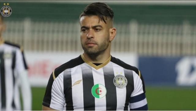 أكرم جحنيط قائد فريق وفاق سطيف الجزائري