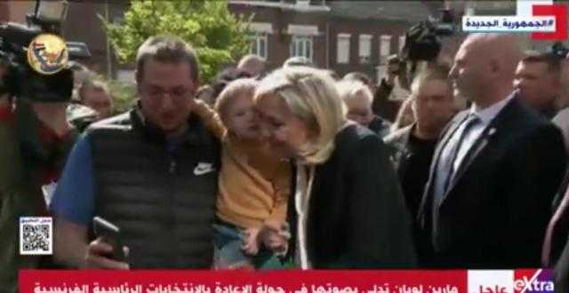 شاهد.. لحظة إدلاء مارين لوبان بصوتها في جولة الإعادة