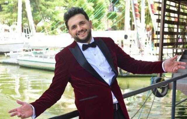 مصطفى خاطر يشوق جمهوره لفيلم «أشباح أوروبا» قبل أيام من عرضه