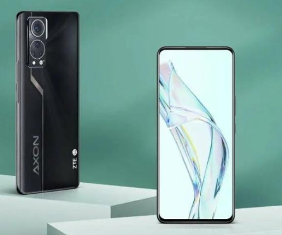 سعر ومواصفات Axon 30.. أول موبايل أندرويد بـ20 جيجا رامات