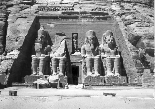تسجيل الاثار