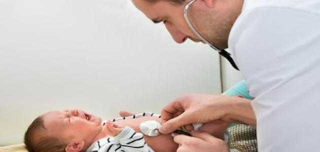 هل وصل مرض الكبد الغامض مصر؟.. طبيب يرد