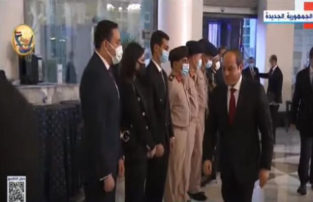 لحظة وصول الرئيس السيسي مقر حفل إفطار الأسرة المصرية «فيديو»