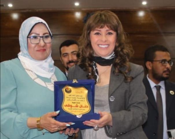 حنان شوقي 