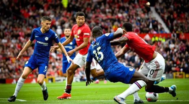 بث مباشر .. مشاهدة مباراة مانشستر يونايتد وتشيلسي في الدوري الإنجليزي