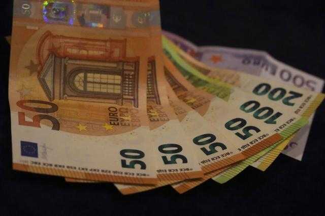 633 مليون يورو.. هولندا تجمد الأصول الروسية والبيلاروسية