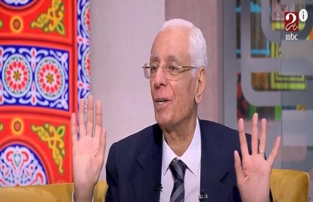 حسام موافي يحذر المدخنين: «مش هتقدروا تعوضوا الرئة».. فيديو