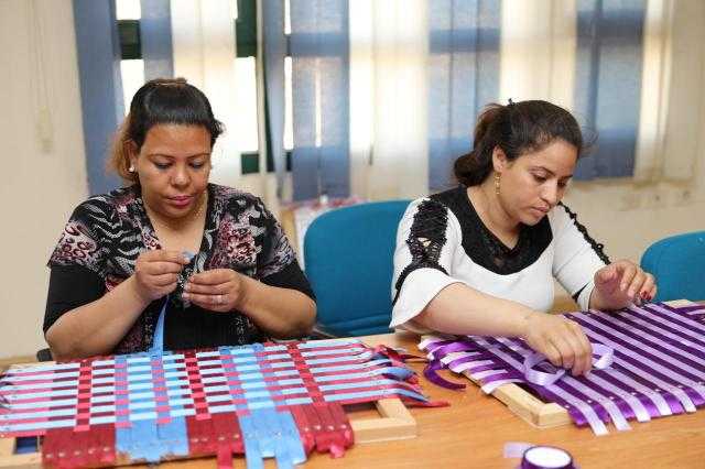 القومى للمرأة ينظم دورة تدريبية علي صناعة المفروشات المنزلية