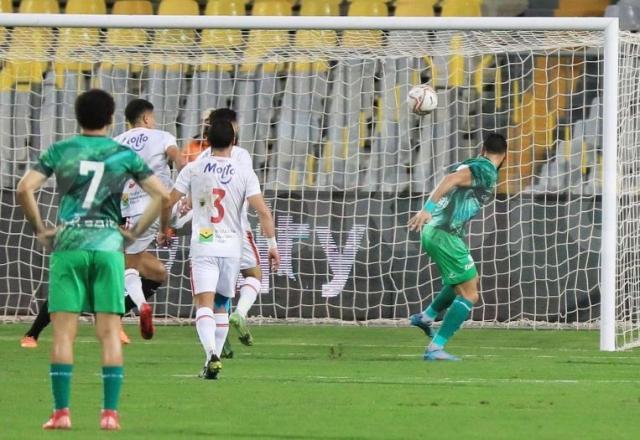المصري يتقدم على الزمالك بهدف في الشوط الأول