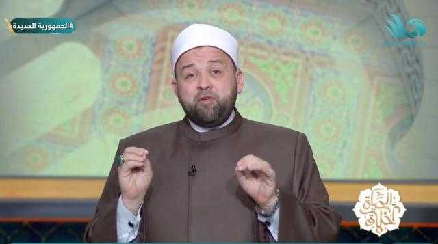 هل يجب على المرأة استئذان زوجها في صيام ما فات من رمضان؟.. أزهري يُجيب