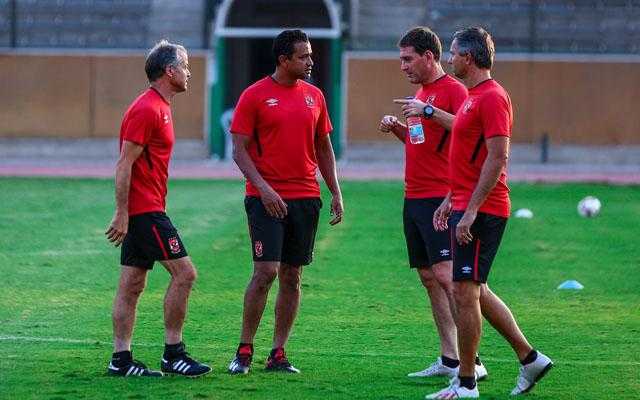 مساعد فايلر يقترب من التواجد مع موسيماني في الأهلي