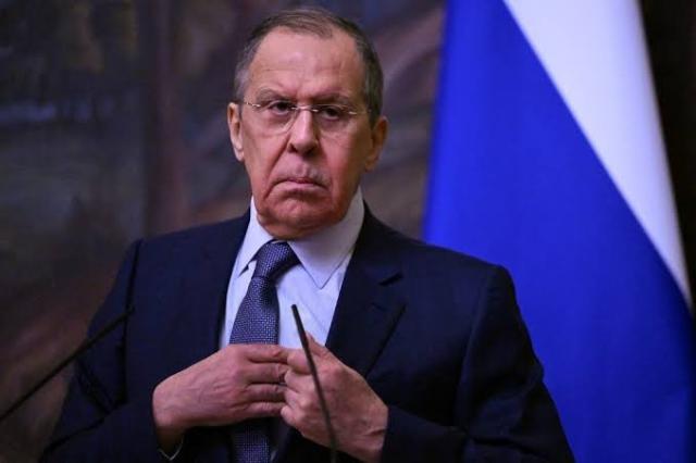 لافروف: روسيا لا تهدد أحدا بالحرب النووية