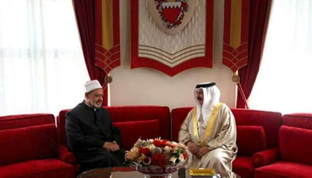 شيخ الأزهر وملك البحرين
