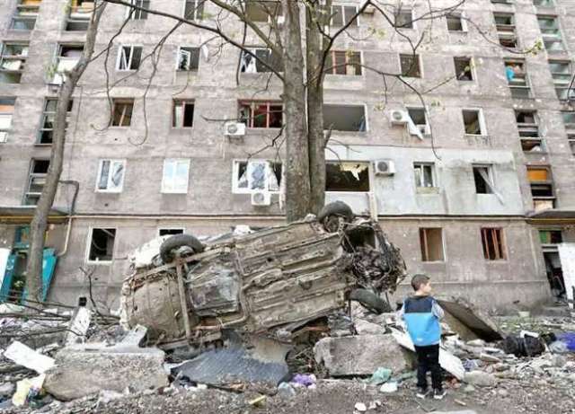 روسيا تعلن إجلاء 80 مدنيا من مصنع "آزوفستال" في ماريوبول
