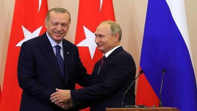 أردوغان يبحث مع بوتين الوضع في أوكرانيا