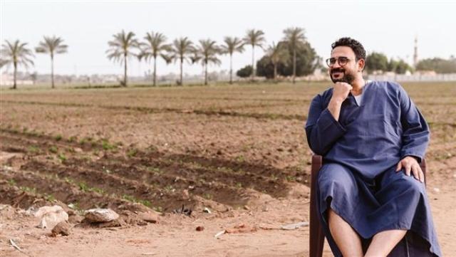 أكرم حسني 