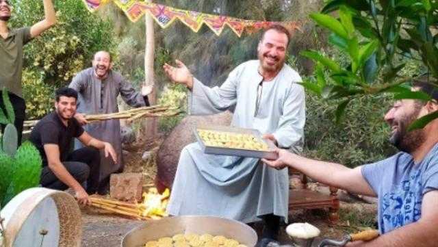 صاحب مبادرة «أزواج يصنعون كعك العيد»: احنا اتبهدلنا.. فيديو