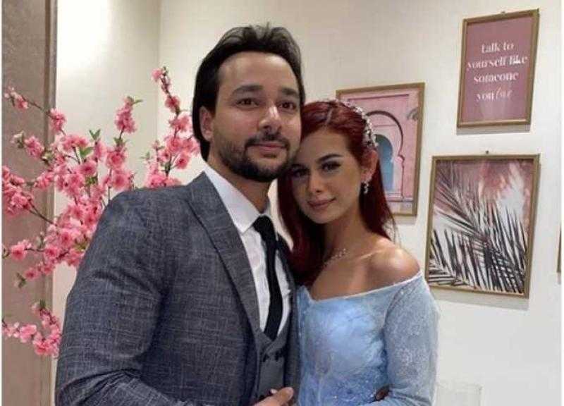 مفاجأة.. أول تعليق من محمود المهدي بعد انفصاله عن منه عرفة