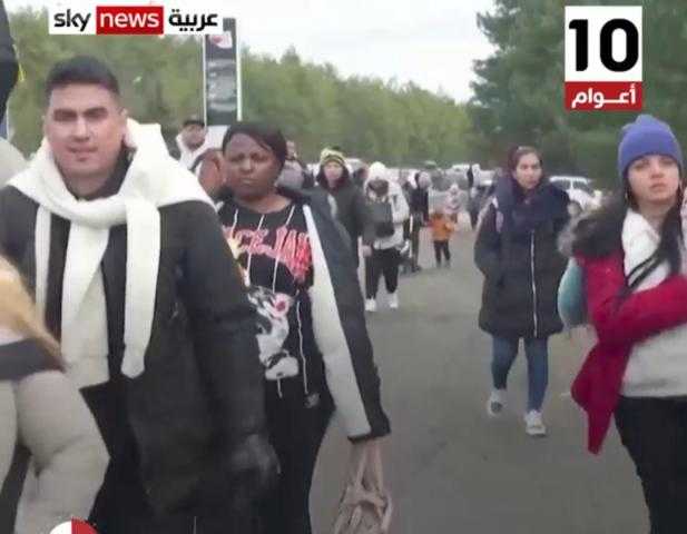 شاهد.. استئناف عمليات إجلاء الأوكرانيين من آزوفستال بمدينة ماريوبول