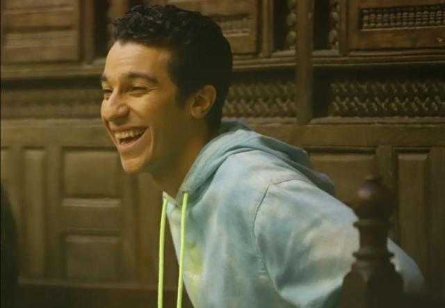 نور النبوي يسترجع ذكريات  «راجعين يا هوى» بصور من الكواليس