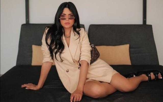 شاهد.. أسماء جلال تبهر جمهورها في أحدث جلسة تصوير