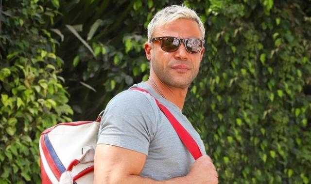 محمد إمام يعلن لجمهوره عن موعد طرح «عمهم» في السينما