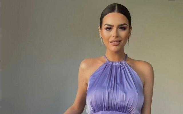 هنادي مهنى تتألق بإطلالة مميزة في زفاف محمد فراج وبسنت شوقي «صور»