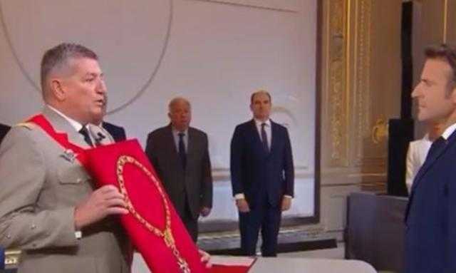 شاهد.. لحظة تنصيب ماكرون رئيسا لفرنسا لولاية ثانية