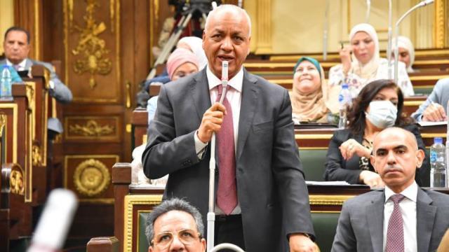 مصطفى بكري