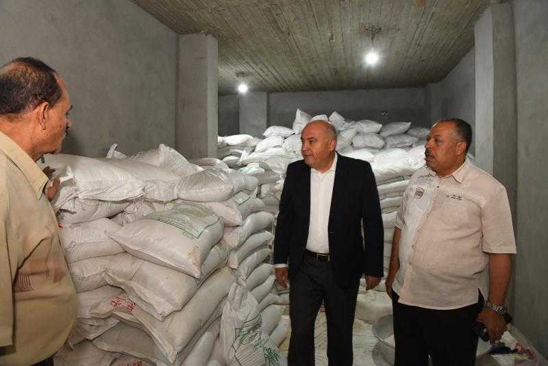 ضبط 60 طن سكر مدعم و5001 قضية مخالفات مخابز