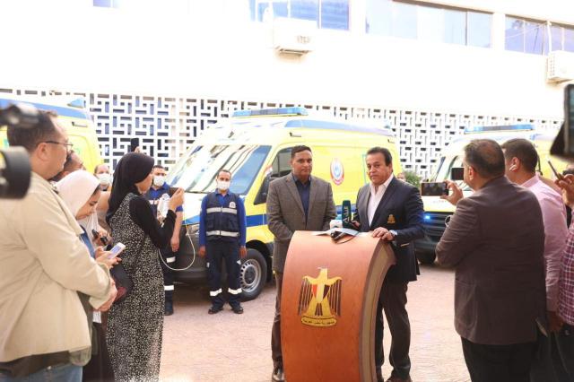 القائم بأعمال وزير الصحة أثناء المؤتمر