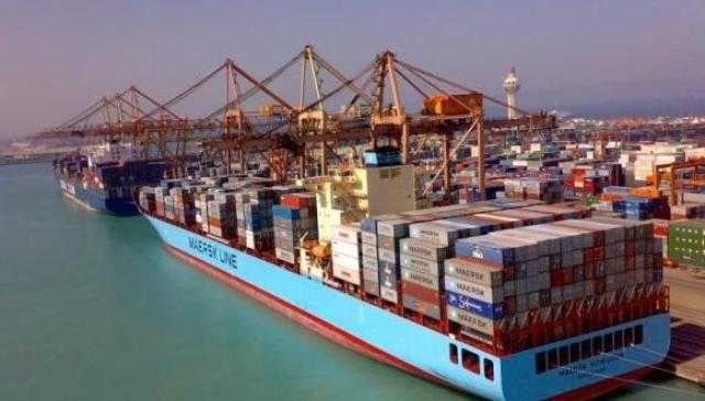 تداول 6240 طن بضائع عامة ومتنوعة و 358 شاحنة  بموانئ البحر الاحمر