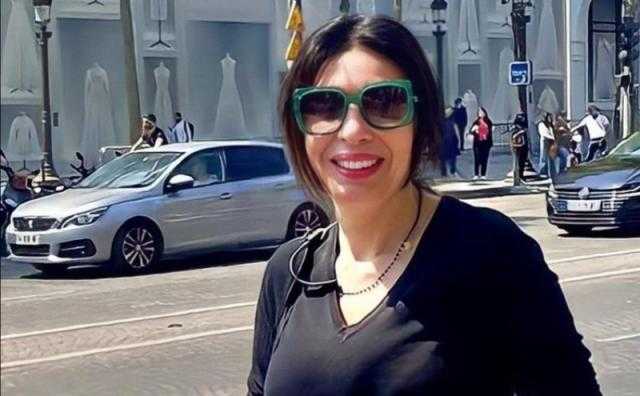 دينا تخطف الأنظار في أحدث ظهور لها من باريس «صور»