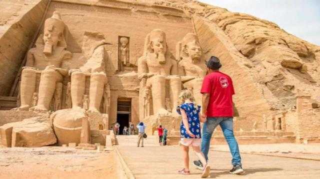 كيف أدارت الدولة المصرية أزمة قطاع السياحة؟ عضو الغرف السياحية يجيب- «فيديو»