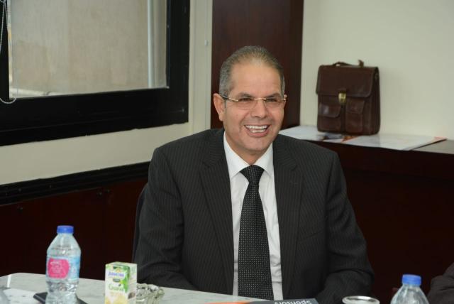 عضو اتحاد الصناعات: عودة استيراد خامات الإنتاج بمثابة قبلة الحياة للصناعات المحلية