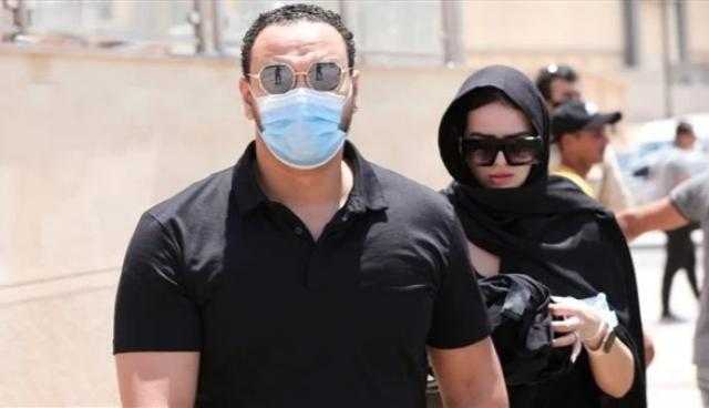 تشييع جثمان شقيقة خالد صالح من مسجد الحصري بحضور ابنه