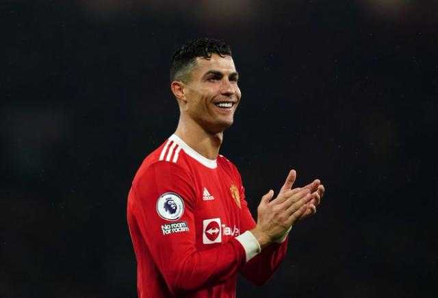 رونالدو يفوز بجائزة لاعب الشهر في الدوري الإنجليزي