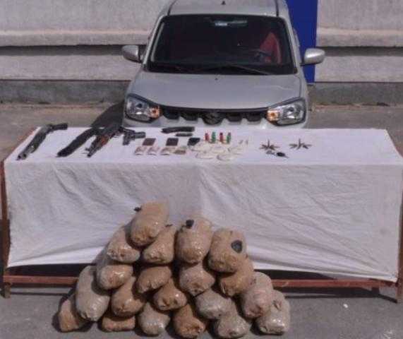 ضبط عصابة مسلحة تبيع المخدرات بمحيط بحيرة المنزلة