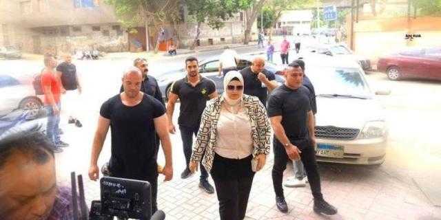 في واقعة «الجاردات».. النيابة تُخلي سبيل مدرسة الأحياء وزوجها