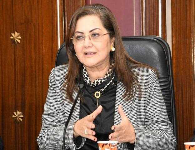 هالة السعيد: «نسبة الدين الخارجي في الحدود الآمنة»