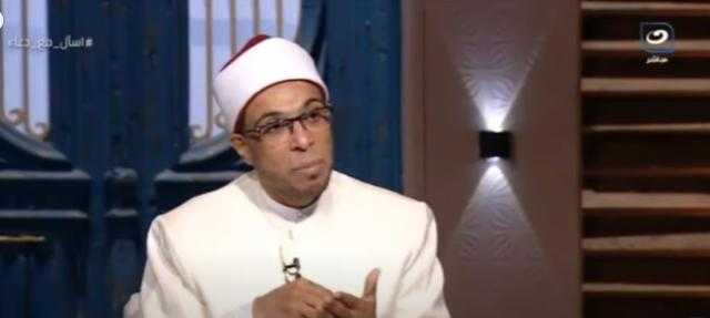 الشيخ محمد أبو بكر مُحذرًا: الخسوف الدموي للقمر من علامات الساعة