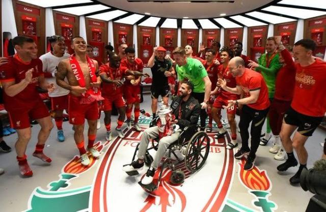 ميدو: أطباء إنجلترا تواصلوا مع مؤمن زكريا بعد احتفاله مع لاعبي ليفربول