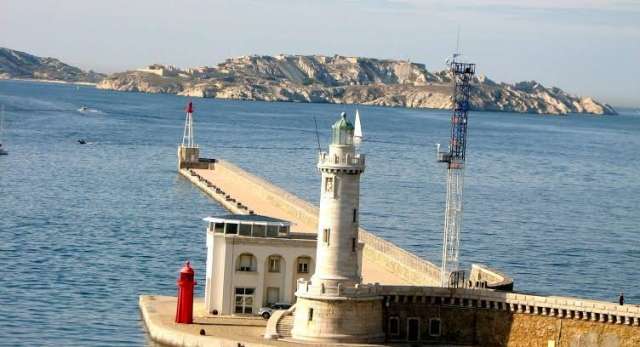 الحدود البرية بين المغرب وإسبانيا