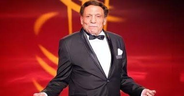 أكرم حسني يهنئ عادل إمام بمناسبة عيد ميلاده