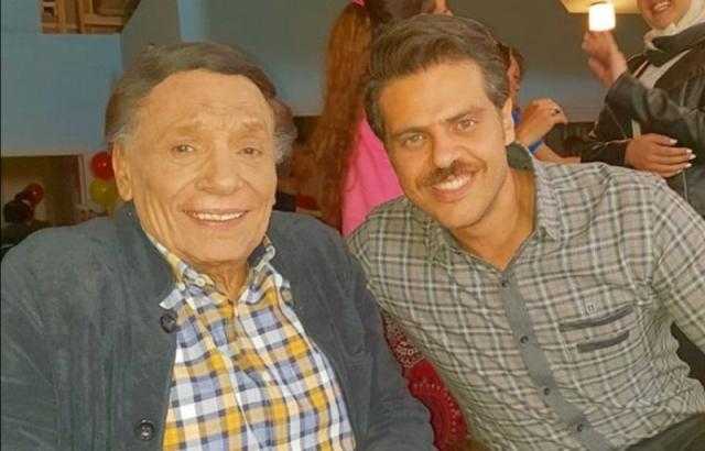 شاهد.. طارق صبري يحتفل بعيد ميلاد عادل إمام