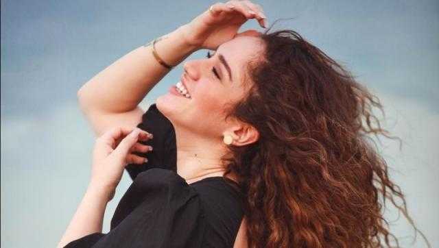 شاهد.. رنا رئيس تتألق في أحدث جلسة تصوير