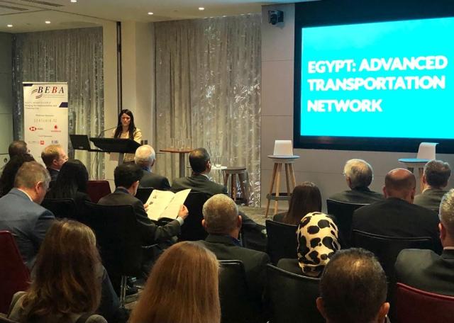 «المشاط» تستعرض إجراءات تطوير البنية التحتية الذكية في القطاعات الاقتصادية الحيوية